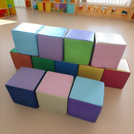 彩色软包方形凳子幼儿园活动区培训机构圆柱凳小皮墩儿童凳收纳