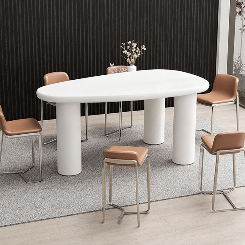 Mesa de comedor de micro cemento diseñador de mesa de café de restaurante, mesa de té de estilo artístico simple, mesa de bar de lujo ligera