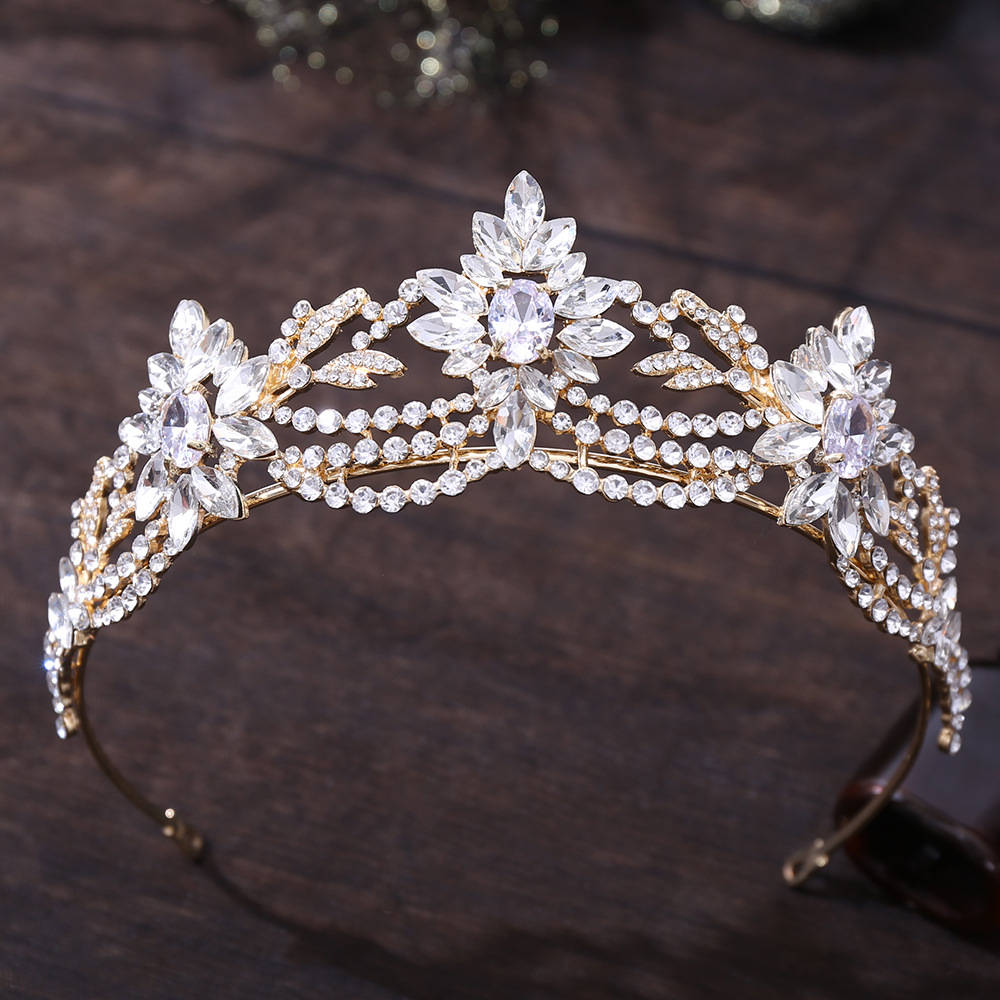 Fashion Oval Crown Alloy Inlaid Zircon Crown 1 Piece display picture 1