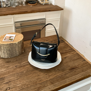 �羳�W���͹�С���OӋб����������ճ�ͨ�ڼ�ɫŮ���¿�μ��