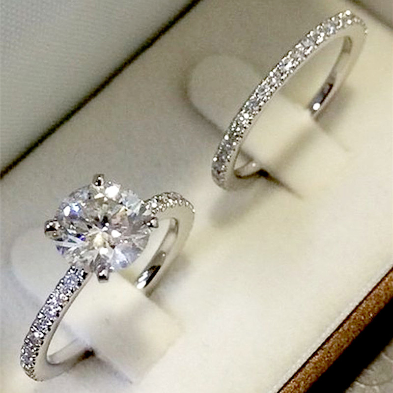 Cao Shi Japanese and Korean Fashion Imitation Moissanite Set Ring Hot Selling Exquisite Micro Set Couple Gift Basic Wedding Ring
