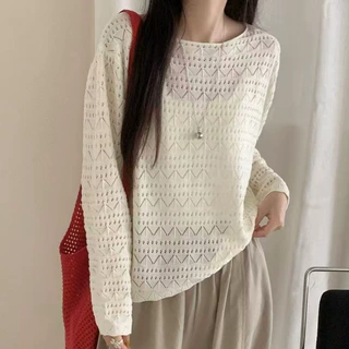 软糯钩花镂空针织衫上衣女秋薄款宽松慵懒风温柔纯色圆领套头罩衫