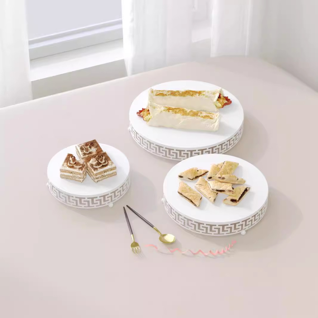 Accesorios de boda, mesa de postres, decoración, tienda de postres, soporte para pasteles de dim sum, soporte para pasteles hueco dorado creativo europeo, se puede establecer image 3