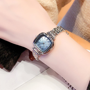 mtС�����ֱ�2025���¿�Ůʿ�r��С��ʯӢ�����s���|��ˮС����