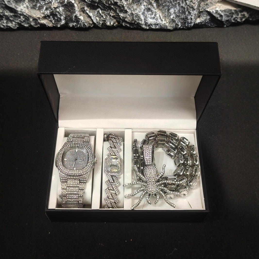 Europa y América hip hop diamantes reloj romano azúcar cubano color collar pulsera colgante araña conjunto de caja de regalo de alto nivel