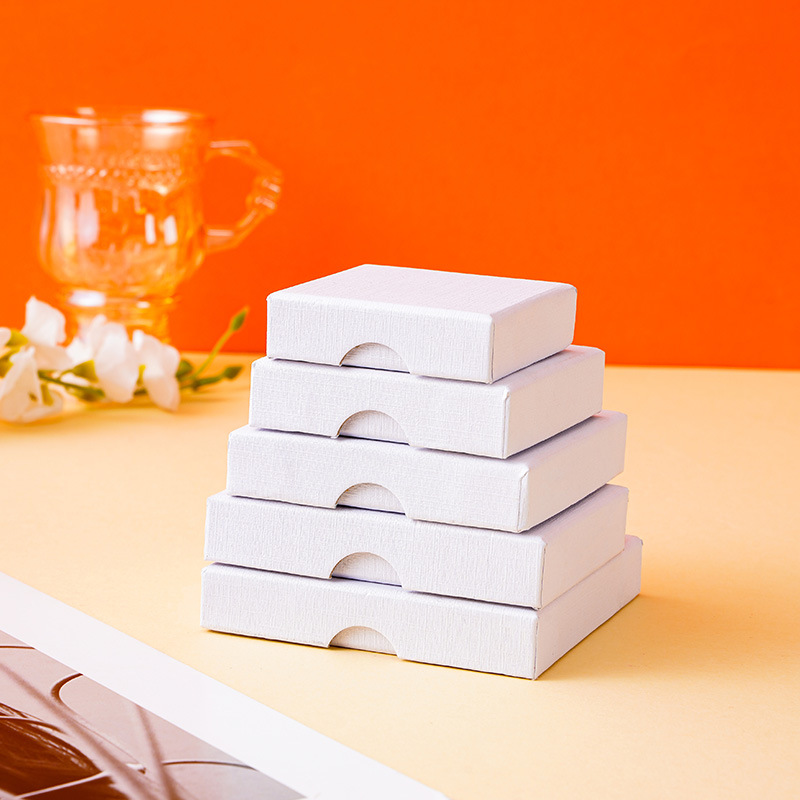 진주 빛 흰색 (레니 곡물) * 6*6*1.6cm(13g)