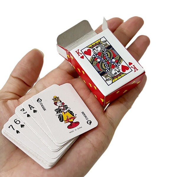 small cute playing cards for traveling