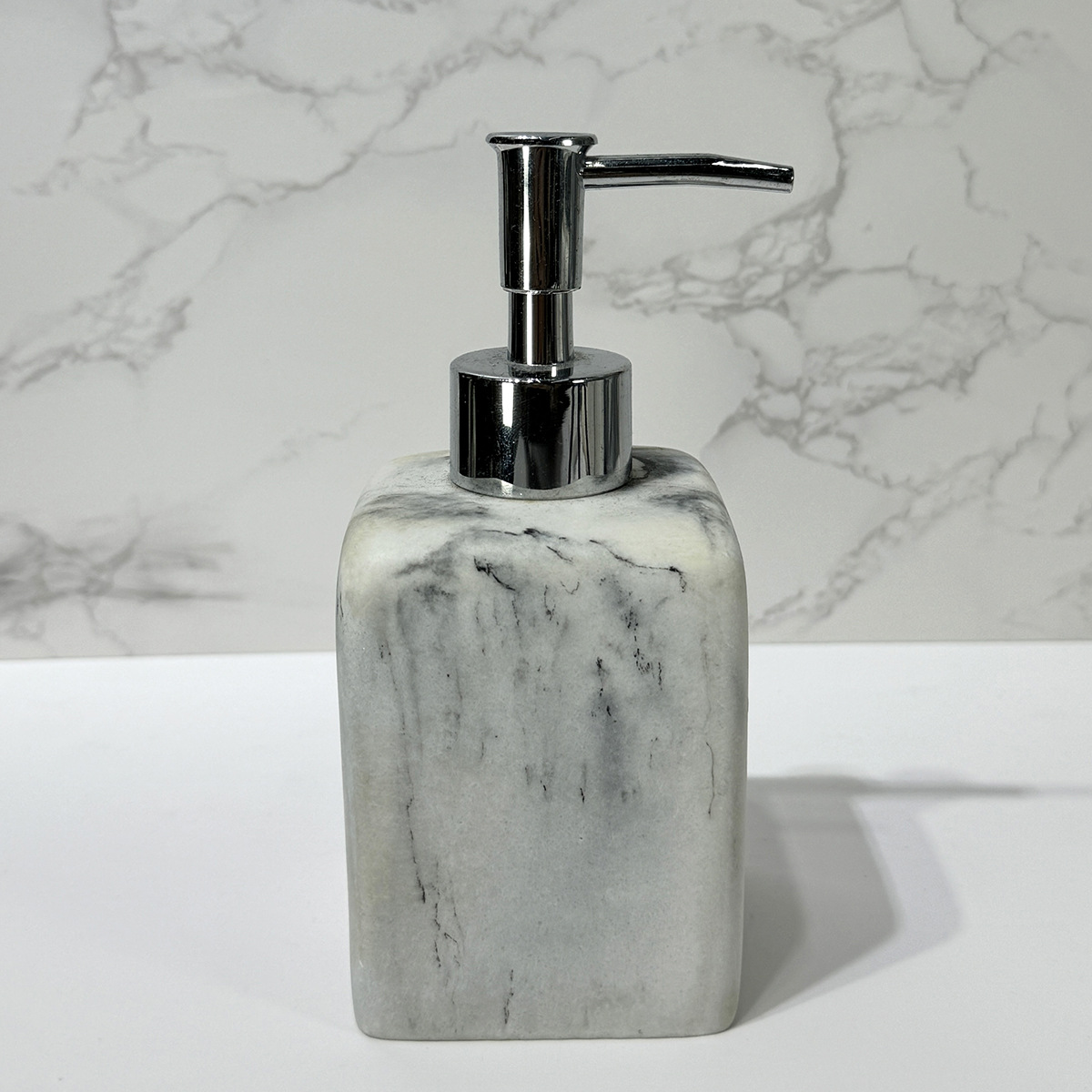 Taza de enjuague bucal de mármol Juego de baño Botella de prensa de resina Juego para el hogar Juego de cuatro piezas de almacenamiento de baño de hotel