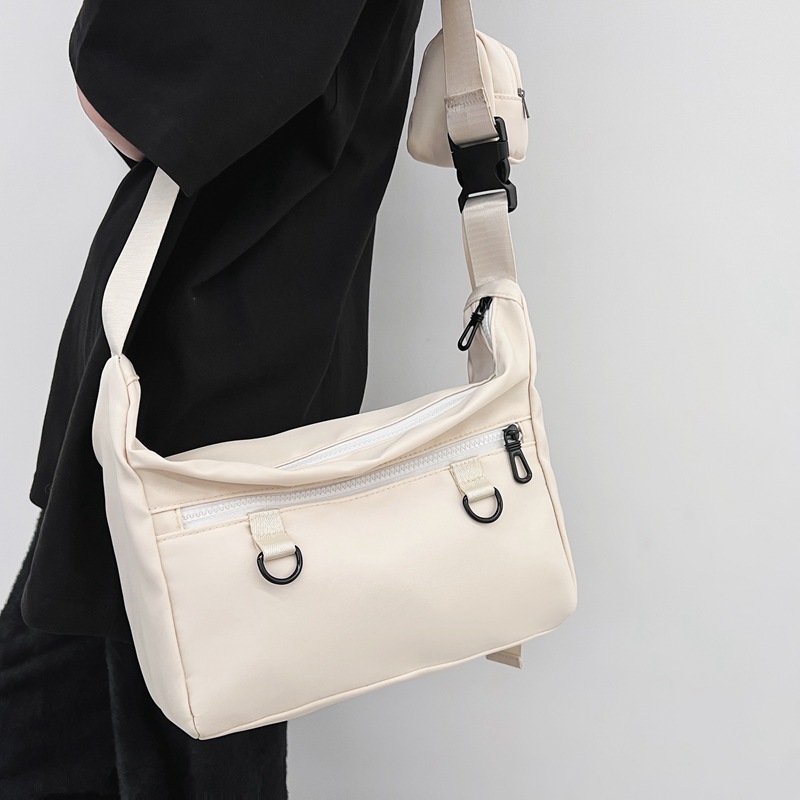 Bolso de mensajero de nailon de función japonesa de alta calidad Bolso de mensajero de hombro deportivo de estudiante de ocio de moda Bolso de viaje al por mayor