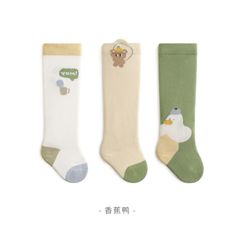 Bebé calcetines altos primavera y otoño sin hueso lindo dibujos animados calcetines de bebé sobre la rodilla no piernas apretadas niños y niñas calcetines largos de algodón