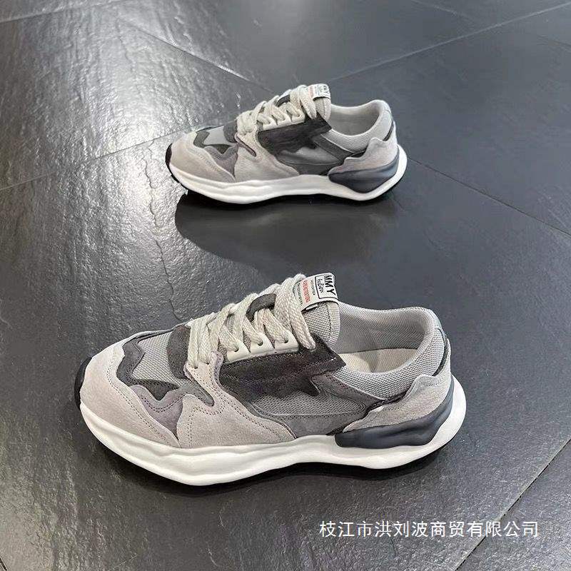 Men's Shoes 2025 New Summer Breathable Versatile Sports Running Casual Sneakers Dad Mesh Soft Sole Heightening Autumn