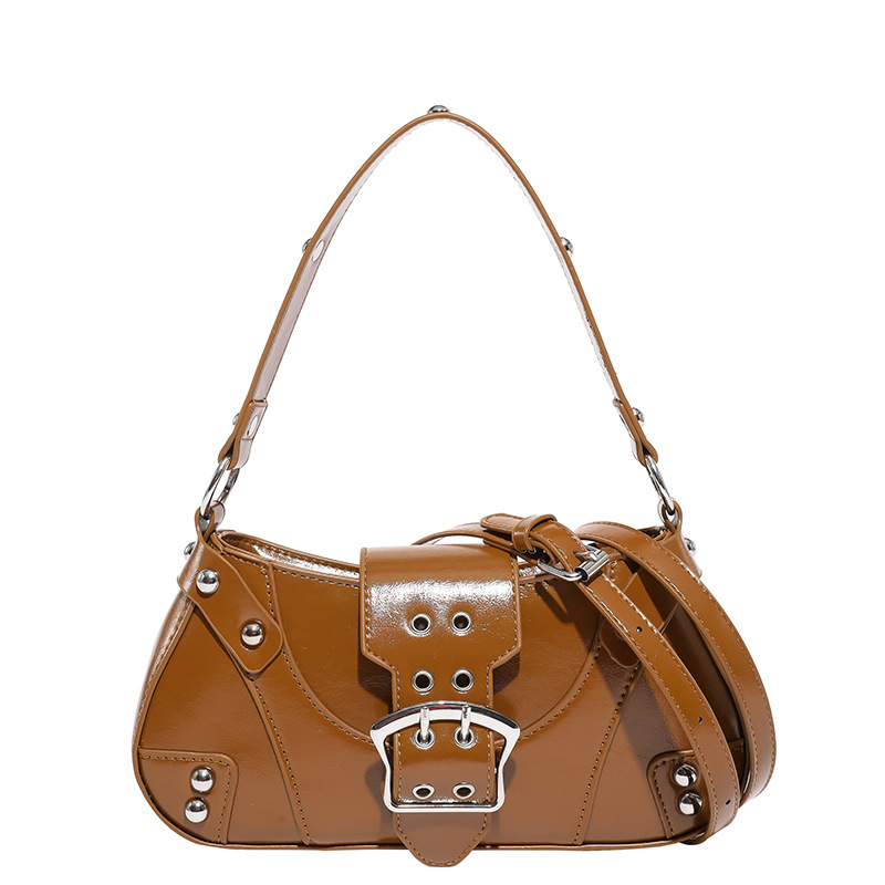 Bolso de locomotora de mujer nueva moda transfronteriza bolso de hombro remachado de moda alta textura exquisita versátil bolso de hombro