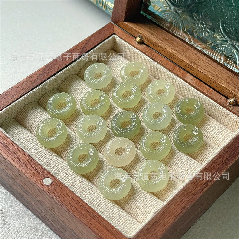 Цинхая Материал Хетян Джейд Ping Dragon Butting пончик антикварный дракон аксессуары