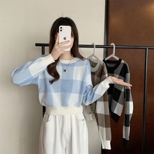撞色格子毛衣女春季新款套头圆领短款长袖针织衫甜美可爱打底衫女