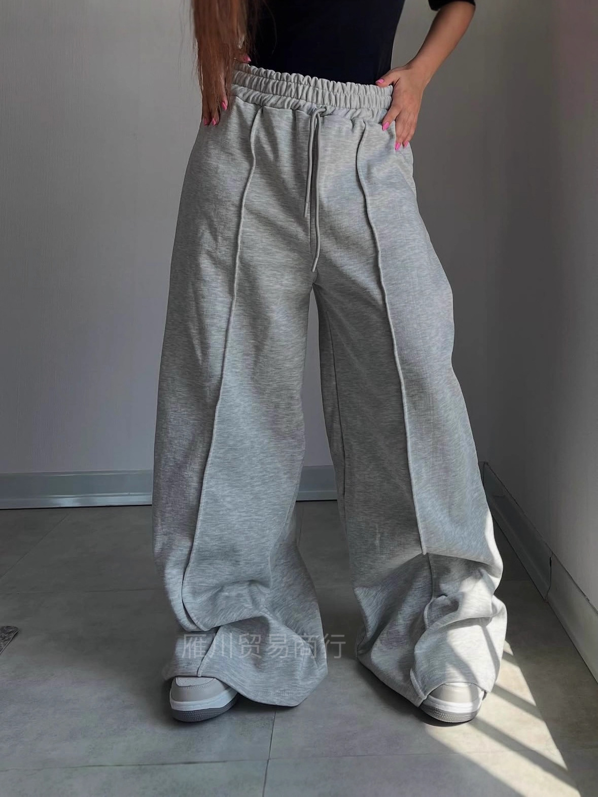 Europa y los Estados Unidos transfronterizos otoño y invierno gris pesado pantalones sueltos para mujeres al aire libre pantalones de piernas de calzado casuales image 5
