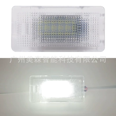 Directly supplied by the manufacturer, these are suitable replacement parts for BMW E39 transparent, always-on white LED license plate lights