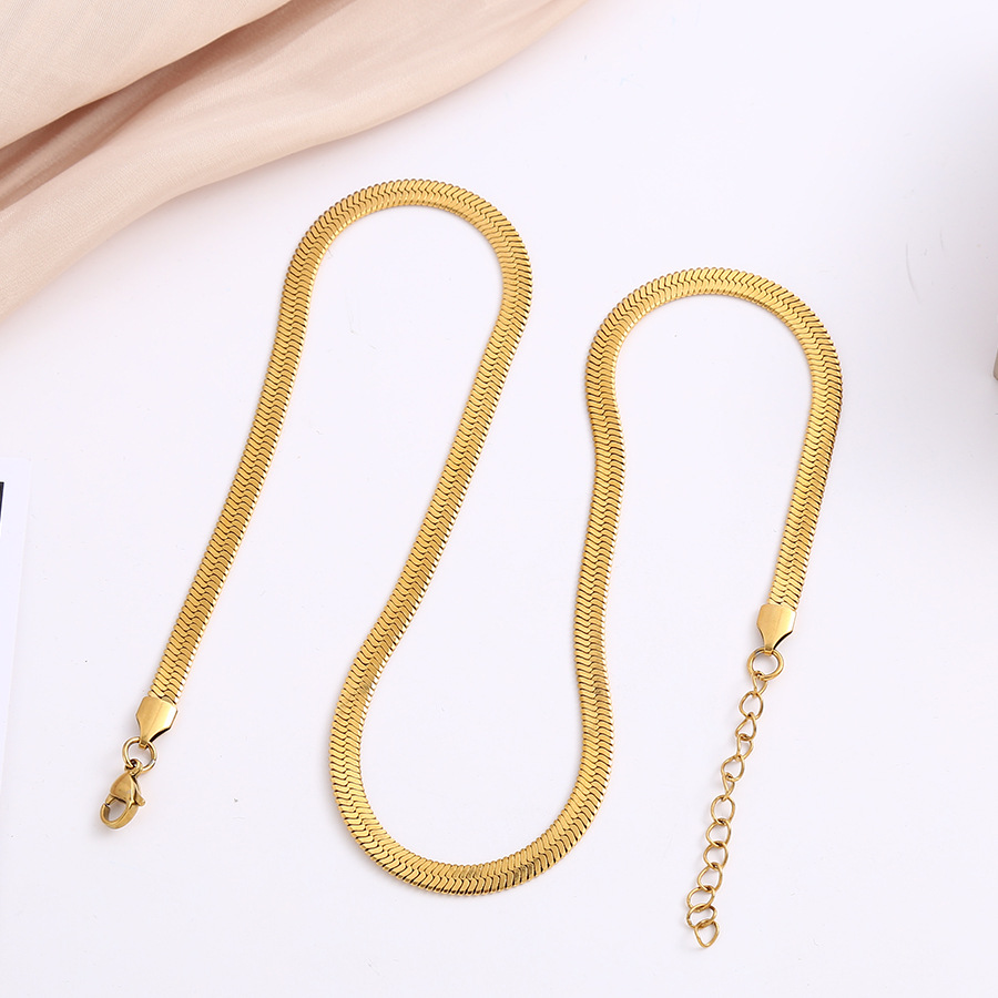 Amazon Venta Caliente horno de acero inoxidable real chapado en oro Cadena de hueso de serpiente moda Cadena de hoja plana Cadena de clavícula al por mayor