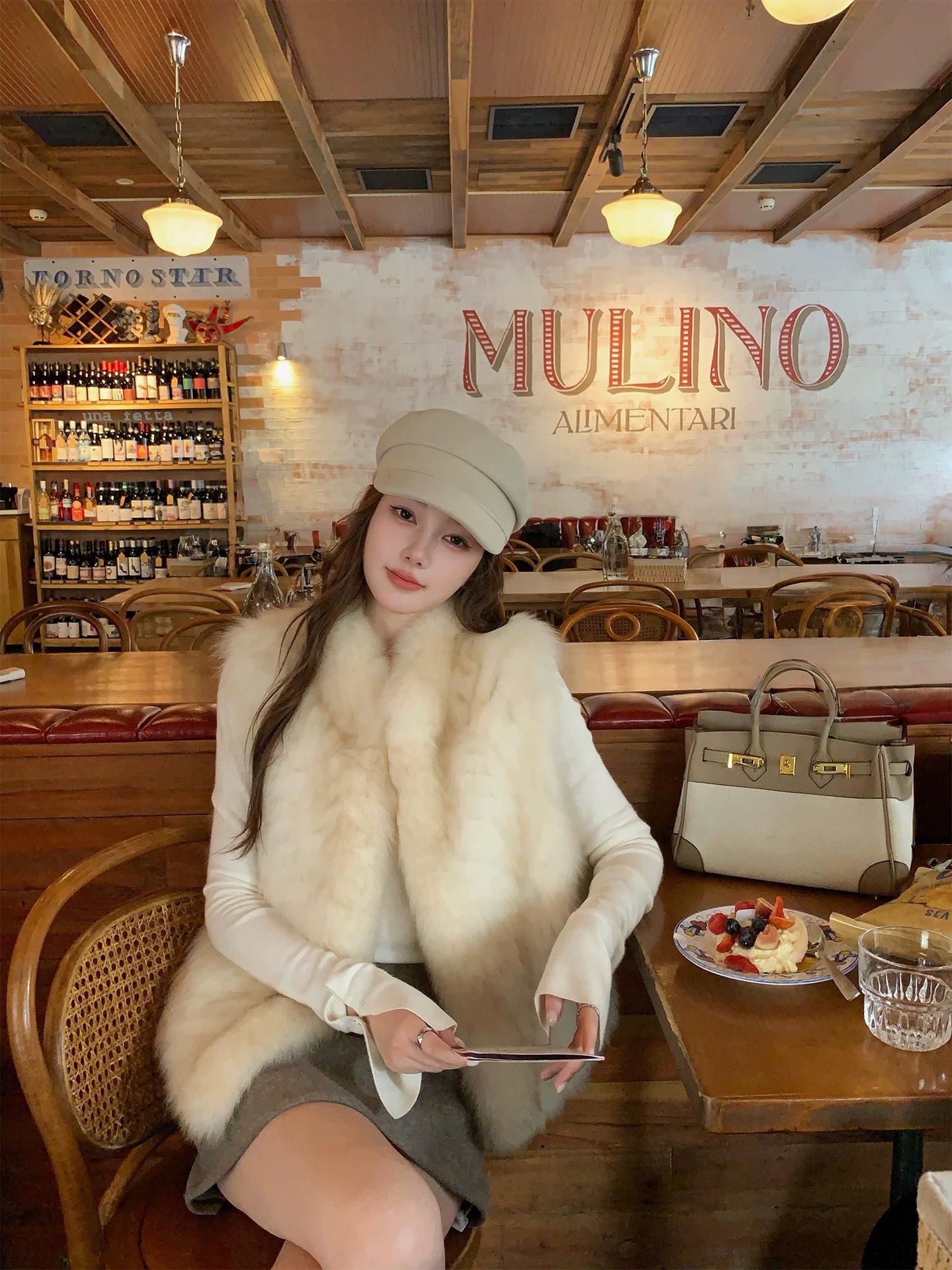 Trendy Fox Fur Vest Similar to Influencer Style, Fashionable Slim Short Fur Vest Coat for Women