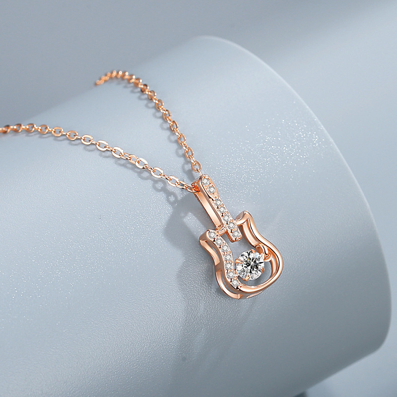Moda S925 plata esterlina collar de la guitarra inteligente ZIRCON estilo europeo y americano punk música clavícula cadena dulce Cool Girl joyería