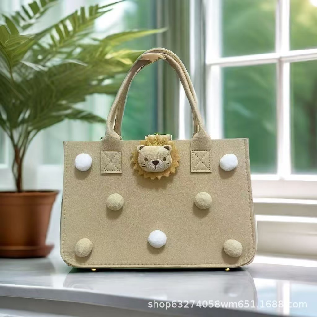 Fabricantes al por mayor en línea sobre rojo bolso de fieltro bolso de mano regalo de dibujos animados bolso de fieltro promoción de apertura bolso de regalo almacenamiento