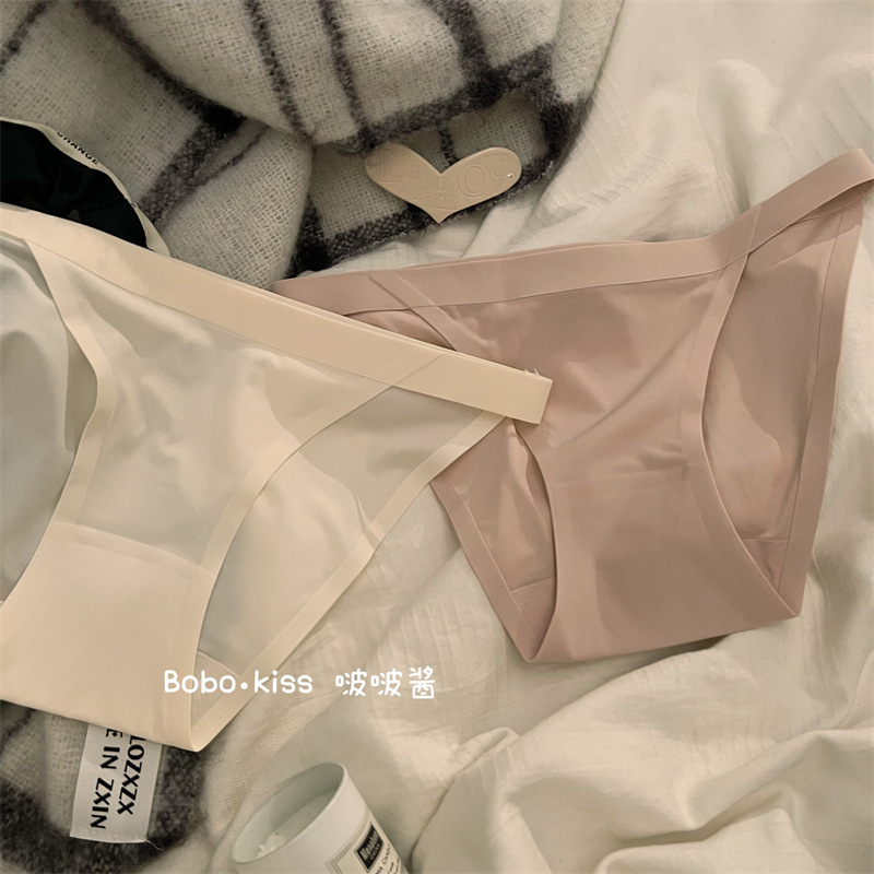 Non-marking Ice Silk Underwear Women's Summer Thin Comfortable Pure Cotton Crotch Low Waist Girls' Hip-lifting Sports Pure Desire Girls' Triangle Shorts