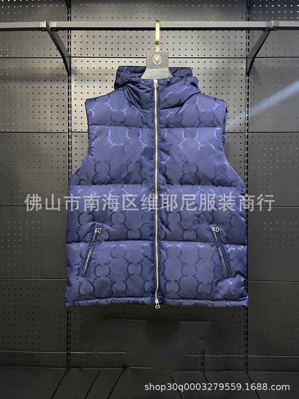 高品质 GU家满印暗纹提花字母互扣连帽羽绒服马甲秋冬百搭ins外套|undefined