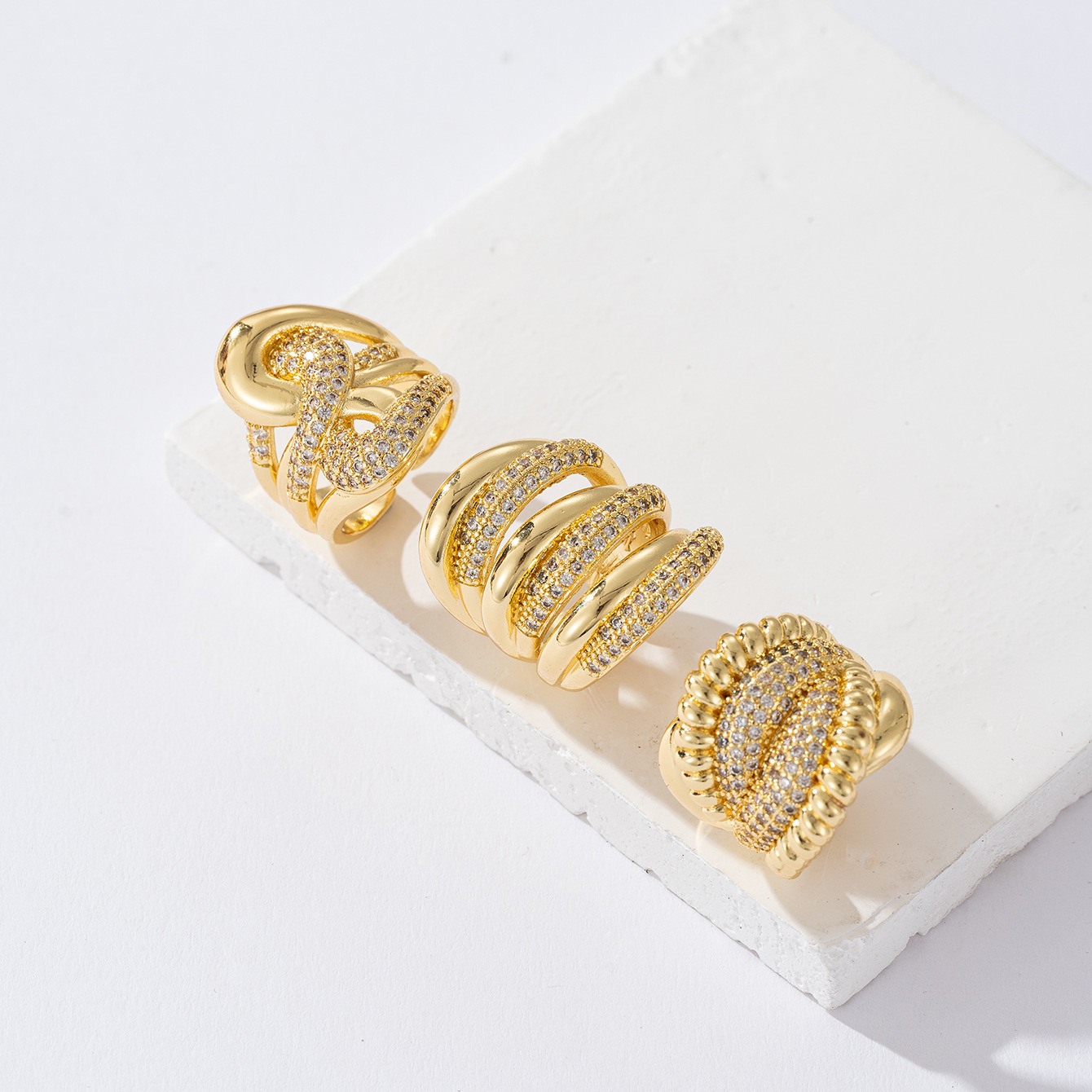 Retro adjustable fashionable geometric ring