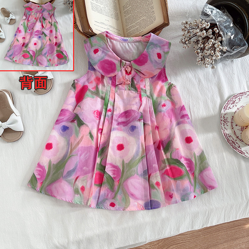 Rabbit ears skirt rendered flowers