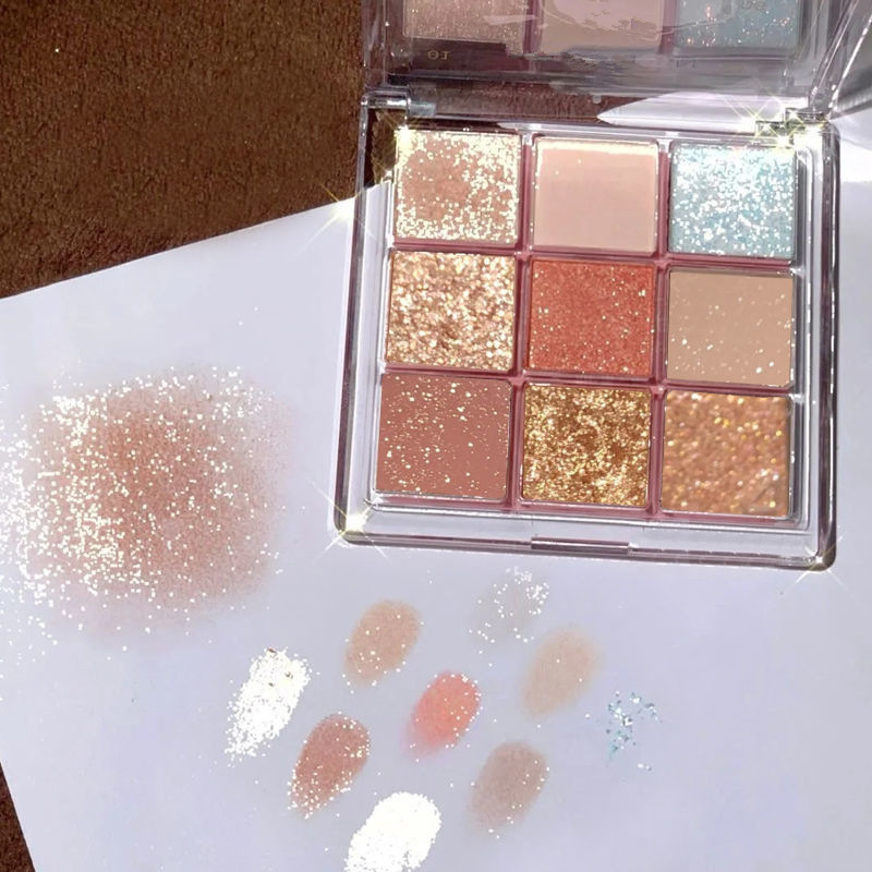 Transparent acrylic matte eyeshadow palette