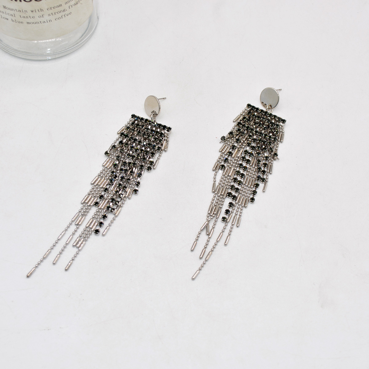 Fashion Black Rhinestone Simple Long Tassel Alloy Earrings display picture 3