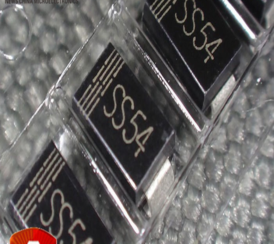 贴片二极管SS54 SMA DO-214AC 肖特基二极管SR540 大小芯片都有