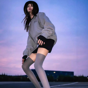 �羳StsyFW24���̽��W�����ͬ��˹�D�����l�����e�Lѝ���b�L��