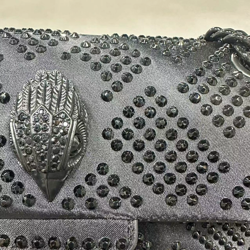 One-shoulder bag on chain, black small bag, chain bag