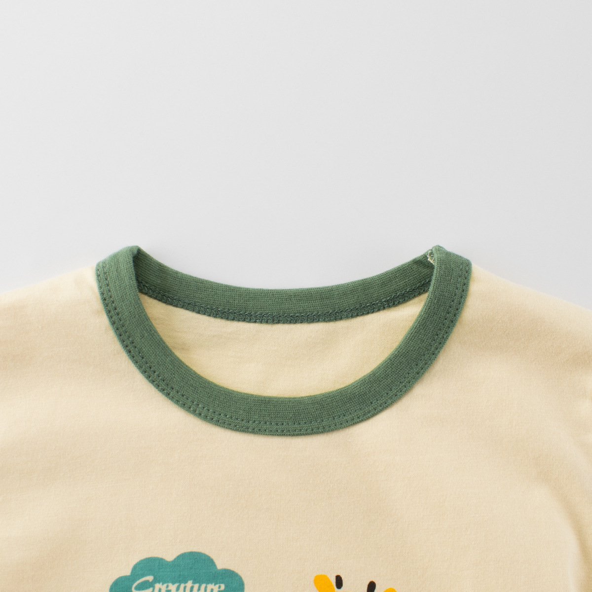 Ropa para niños de la marca de moda 2025 verano nuevo estilo para niños camiseta coreana de manga corta ropa de dibujos animados para niños y bebés