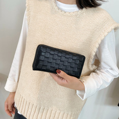 Women's New Model Leather Wallet with PU Embossed Small Square Handbag, European and American Fashion, Large Capacity Money Clip Wallet for Girls