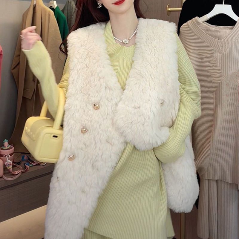 2026 Autumn and Winter New Korean Style Loose Lamb Wool Vest for Women, Thickened Faux Fur Imitation Rabbit Fur Plush Coat Trendy 2026 Autumn and Winter New Korean Style Loose Lamb Wool Vest for Women, Thickened Faux Fur Imitation Rabbit Fur Plush Coat Trendy