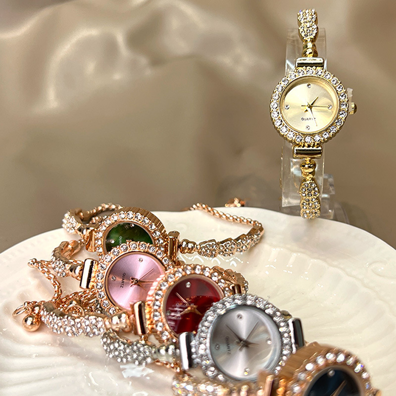 2024 Temperament Small Dial Bracelet Watch Fashion All-match Casual Women's Quartz Watch