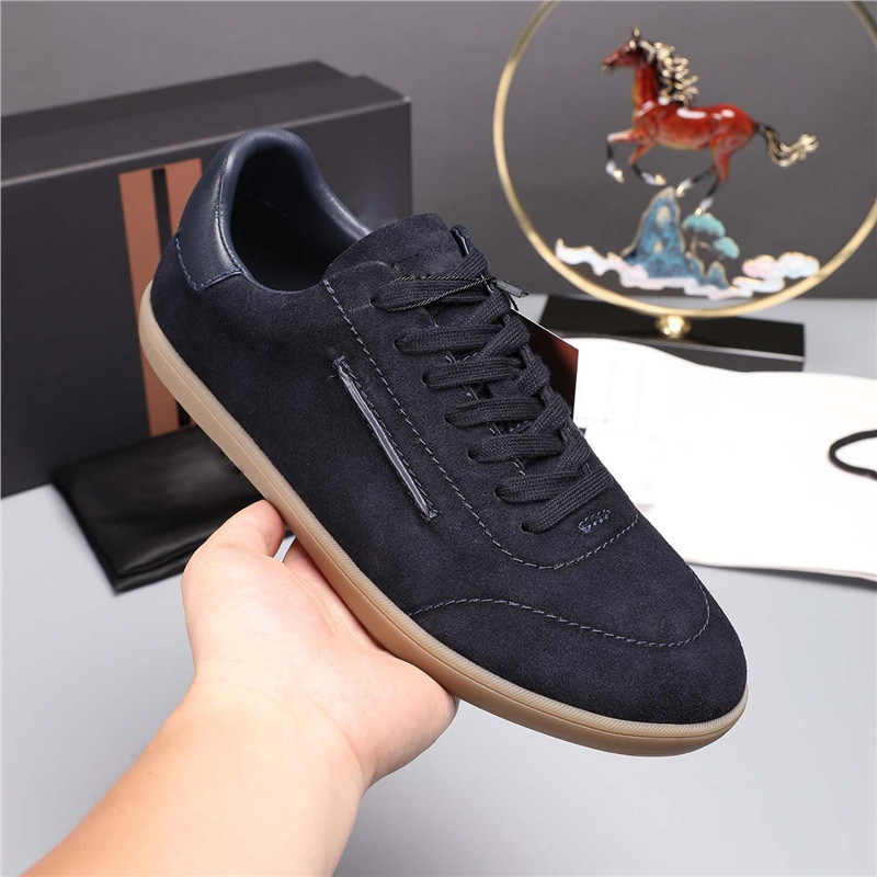 Nuevos zapatos de cuero transpirables de hombre europeos, zapatos cómodos de cuero esmerilado, zapatos de entrenamiento alemanes de todos los días, zapatos casuales, zapatos retrógrados, moda.