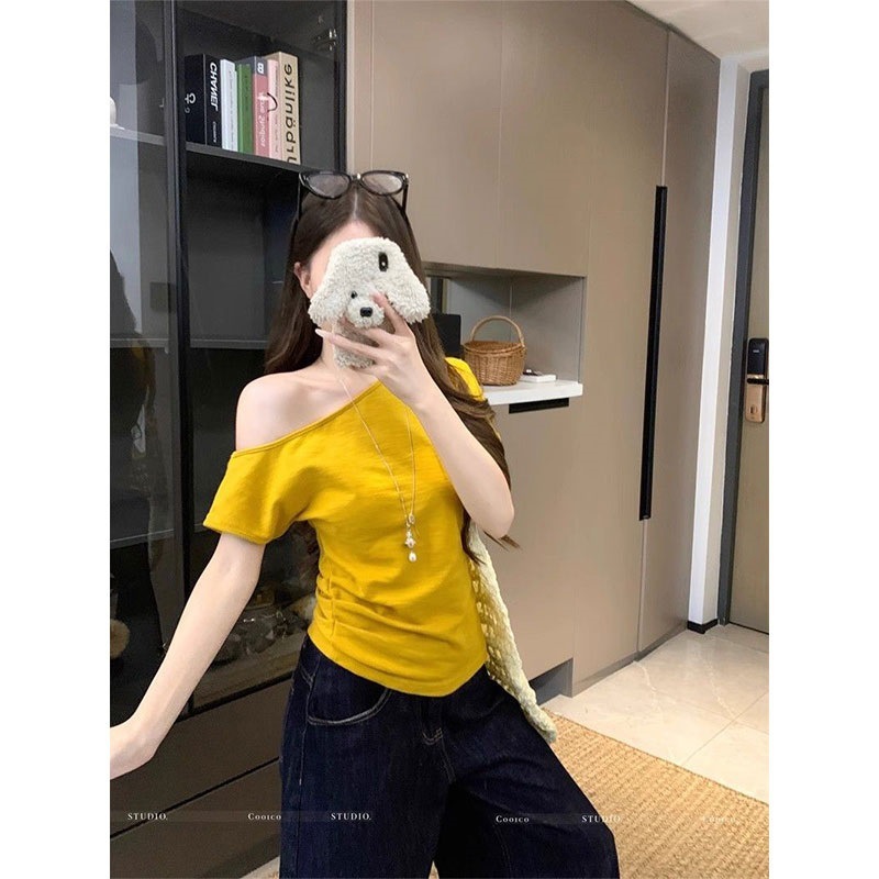 韩系小众斜肩短袖T恤女夏季新款收腰修身露肩上衣多巴胺穿搭ins潮|undefined