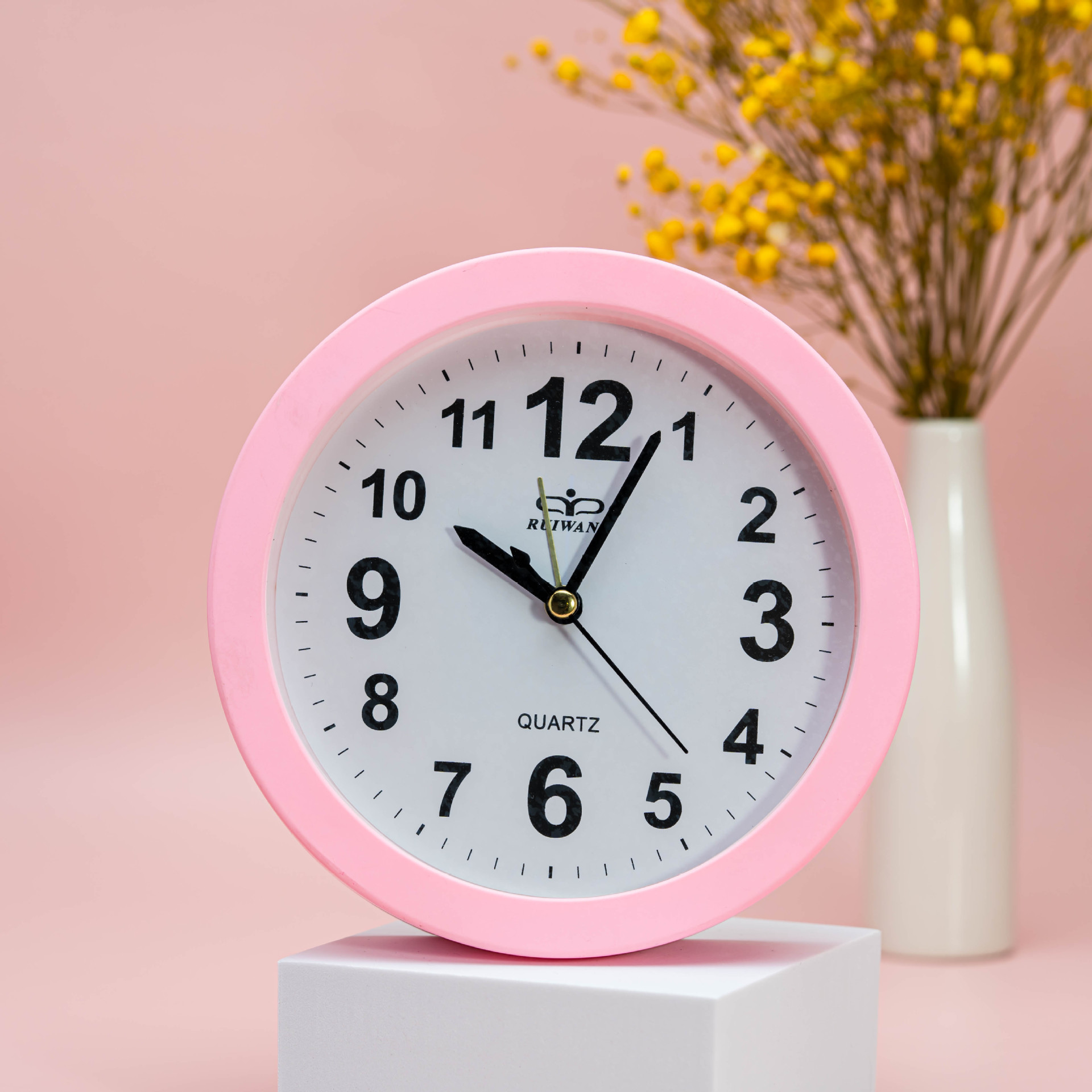 Directo de fábrica de moda simple de plástico redondo pequeño reloj de alarma dormitorio mudo alarma electrónica reloj digital