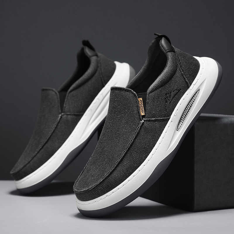 Zapatos de hombre nuevo 2025 zapatos de lona de verano transfronterizos deportes zapatos perezosos de un pie zapatos casuales de hombre al por mayor