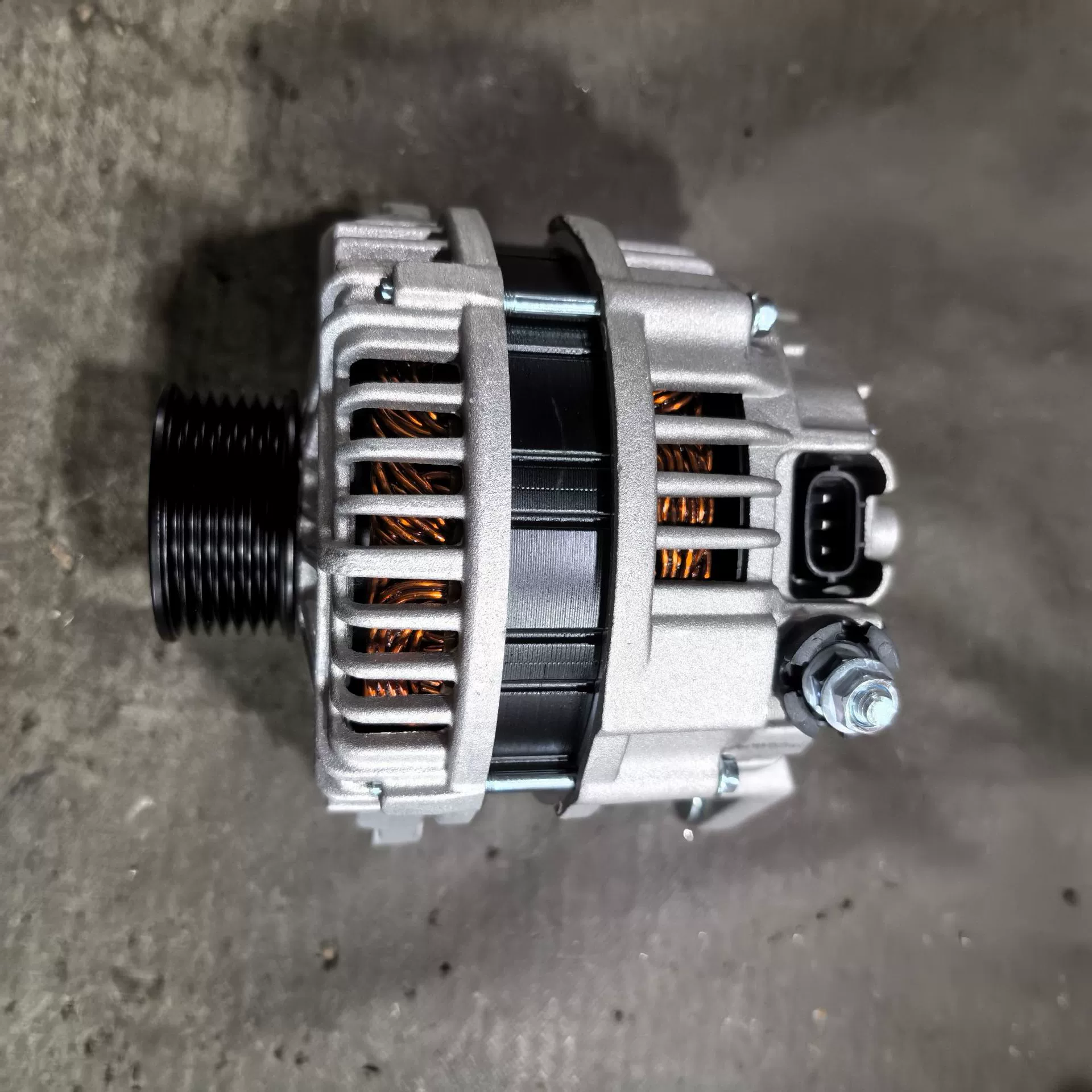 TITAN 5.6 LR1130703, 23100-EA200 для QX56 Pathfinder 4.0