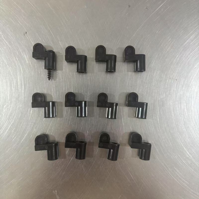 越境新商品 3/8inch 網戸ロック固定金具 ナイロン窓クリップ ネジ付き オフセット窓クリップ|undefined