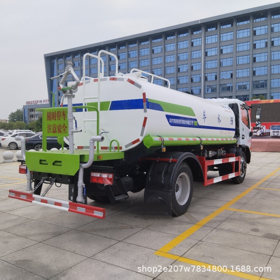 Sprinkler Truck Manufacturer Direct Supply: 10-Cubic-Meter Greenery Spraying and Mist Cannon Truck for Engineering and Municipal Use, Road Washing and Dust Suppression Truck