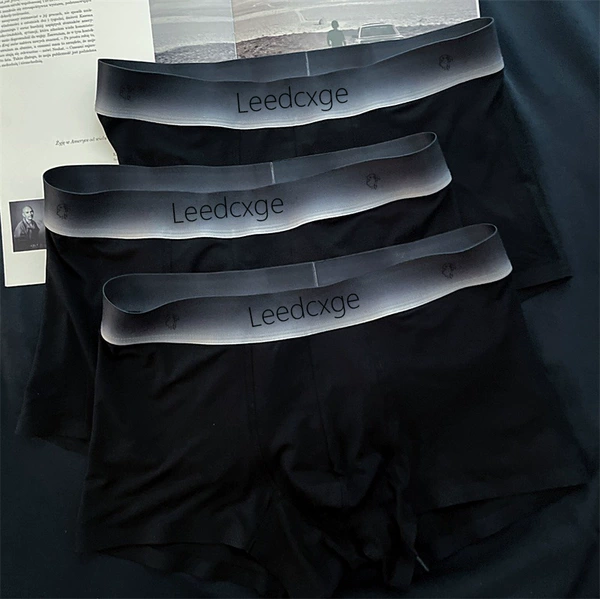 Gradient black
