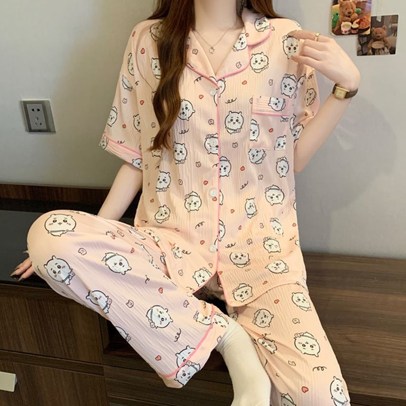 Comercio exterior transfronterizo Japón chikawa tela arrugada traje de tres piezas pantalones cortos de manga corta pijamas suaves traje de servicio a domicilio para mujer