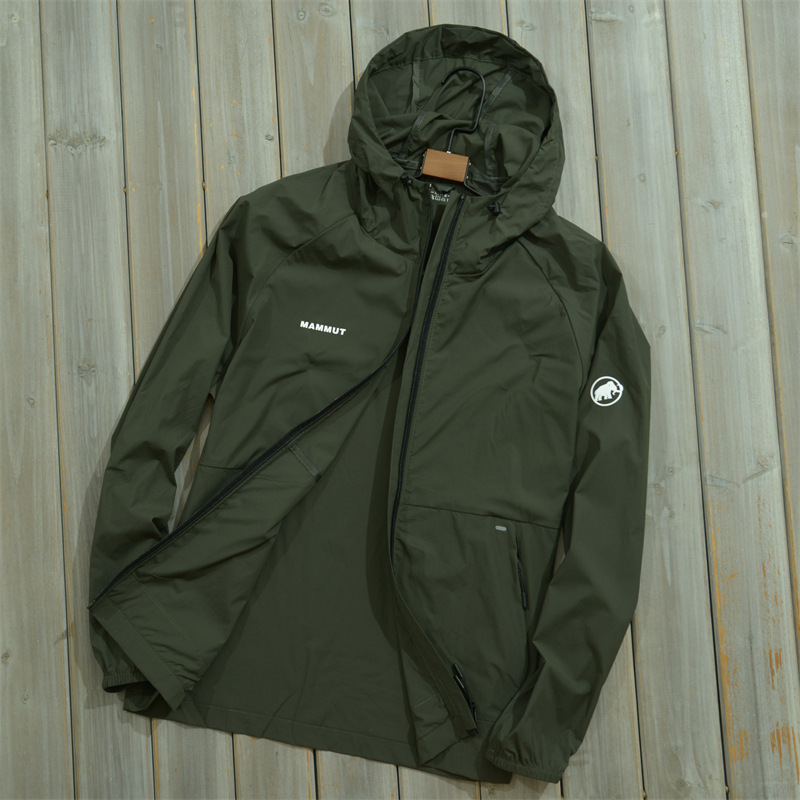 High-Quality Ultra-Thin Mammoth Summer Men's Outdoor Breathable Skin Clothing Sports and Leisure Hooded Loose Sun Protection Clothing