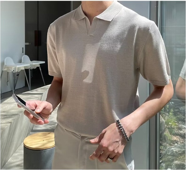 Polo de cercanías suave y ceroso, tejido mezclado de seda de hielo, manga corta, ligero y sedoso, no es fácil de penetrar, camisa de fondo superior coreana