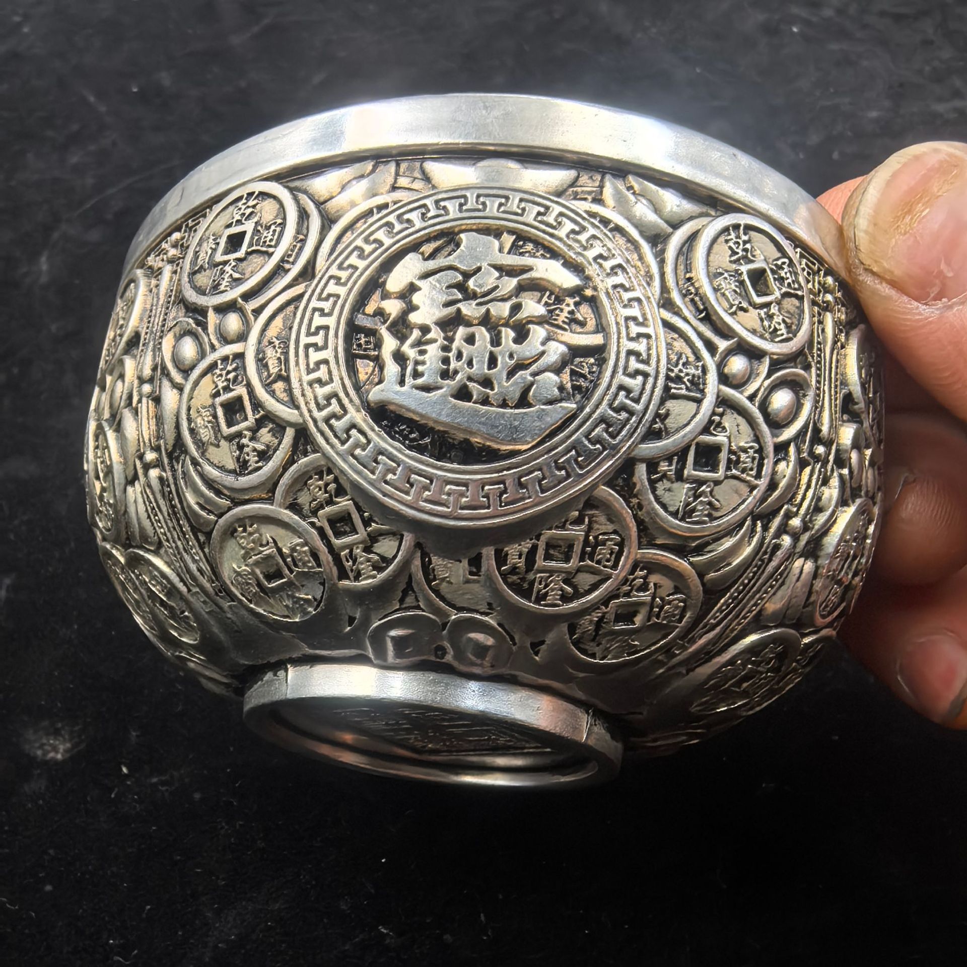 工艺品仿古做旧招财进宝铜碗古玩金属摆件铜器精雕碗合金福碗