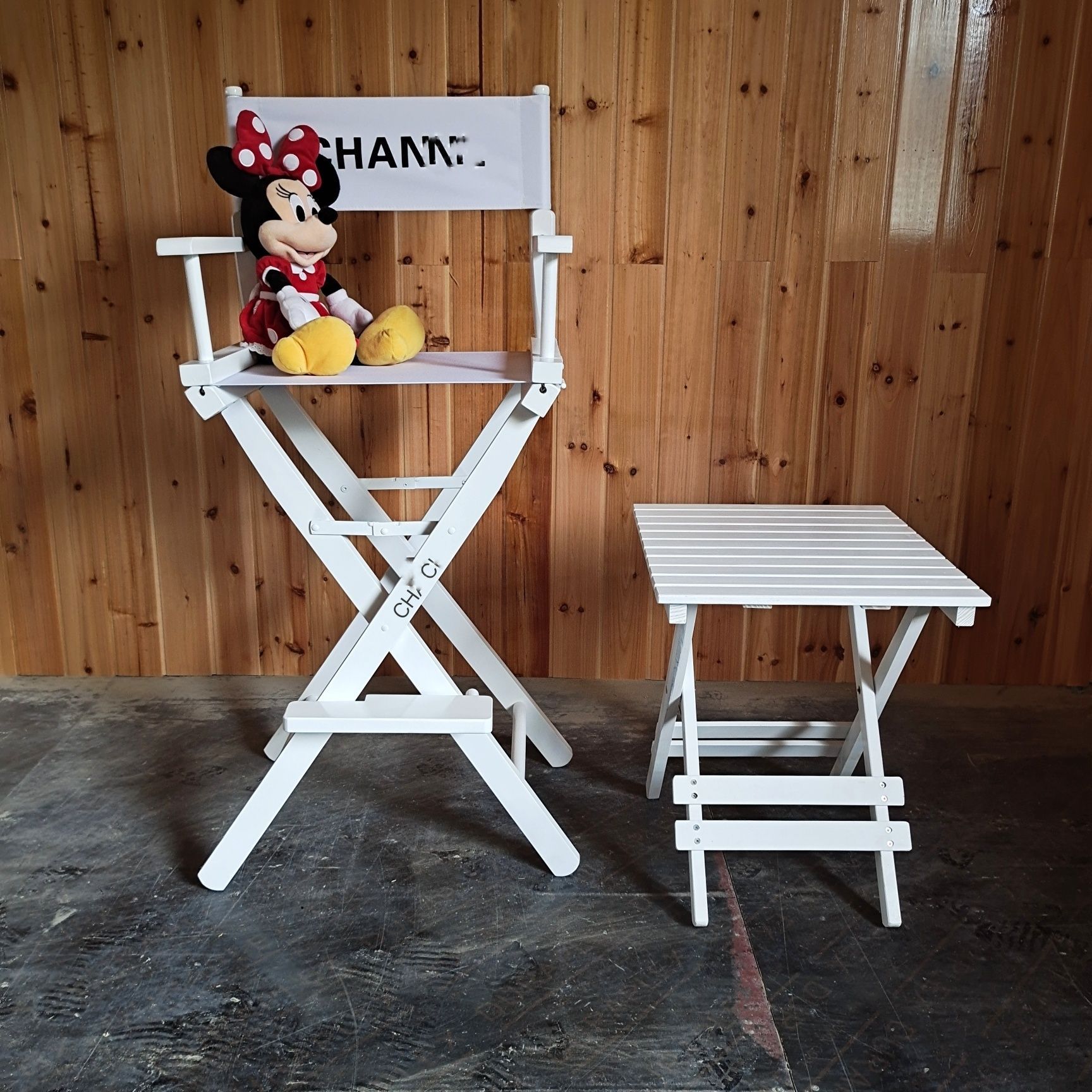 Silla de madera sólida silla de ocio silla de dormitorio silla de bar alto silla de fotos de red silla de empresa de exhibición de clavos taburete LOGO